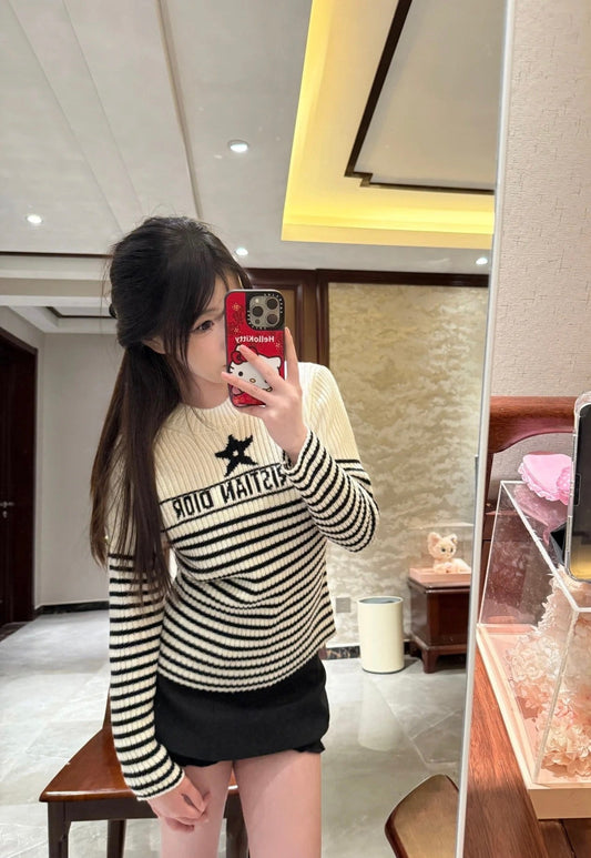 CD New knitted sweater