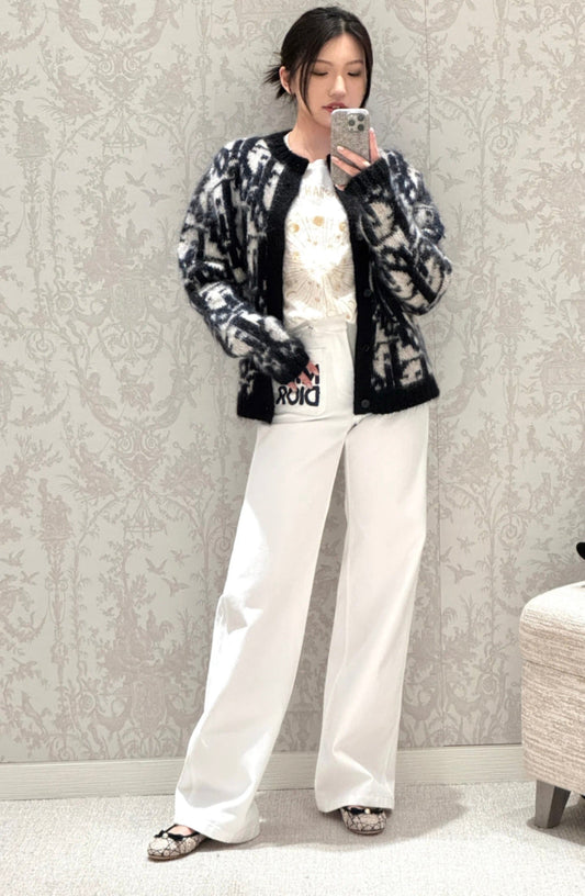 CD New knitted cardigan