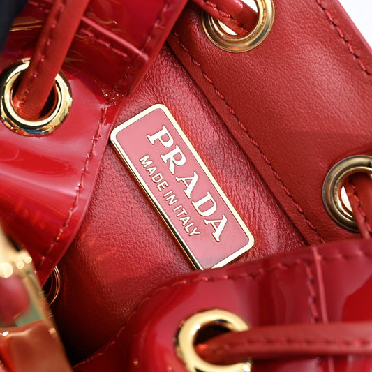 PD Patent leather mini-pouch