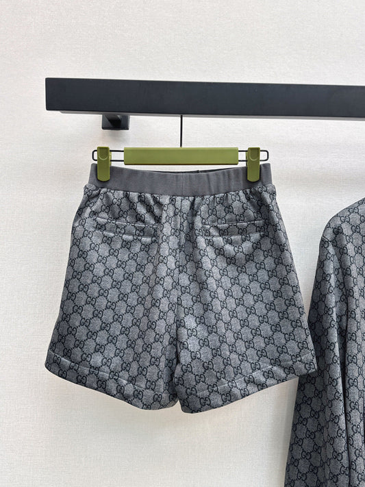 Guc 25fw sports suit