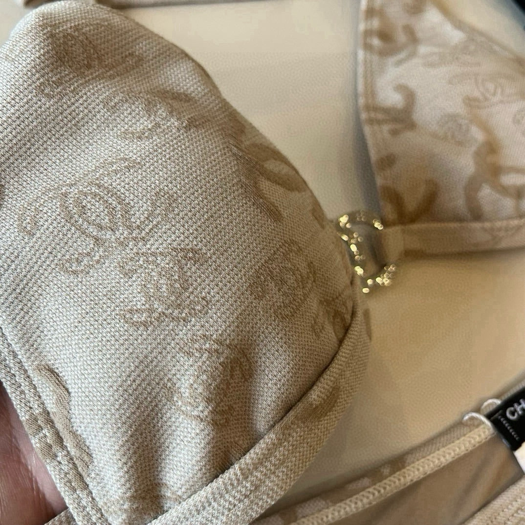 New style L swimsuit