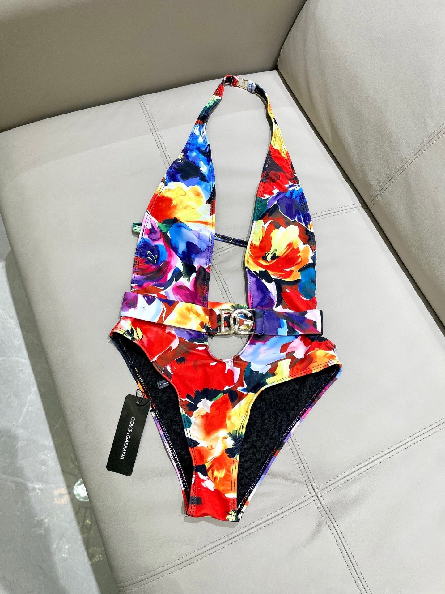 New style L swimsuit