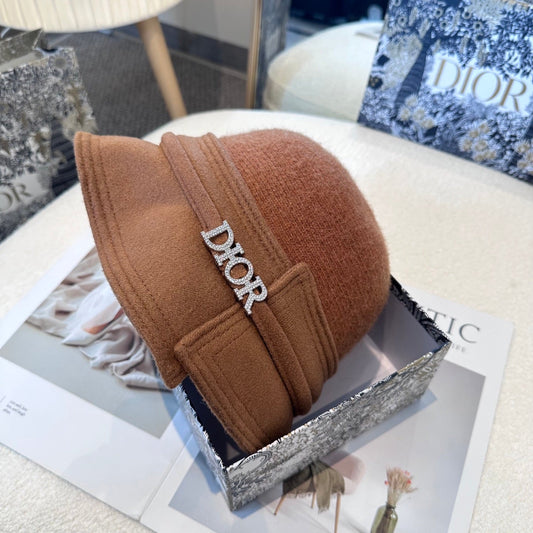 CD Simple new basin hat A must-have in autumn and winter