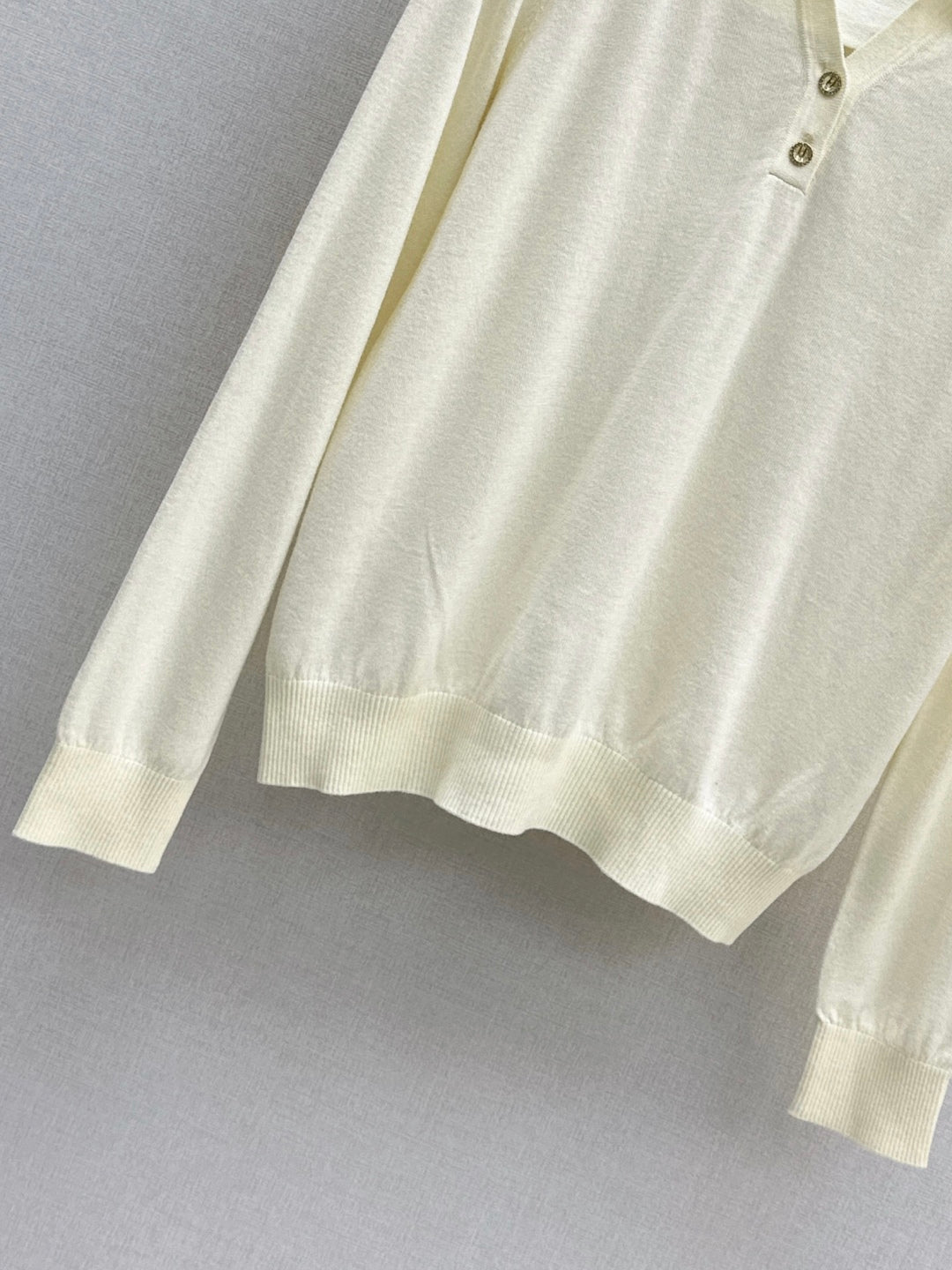 Loe NEW Embroidered wool sweater