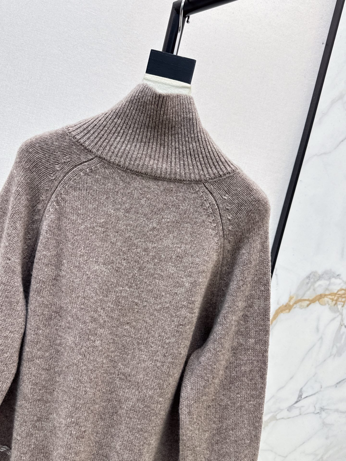 Loro NEW zipper sweater