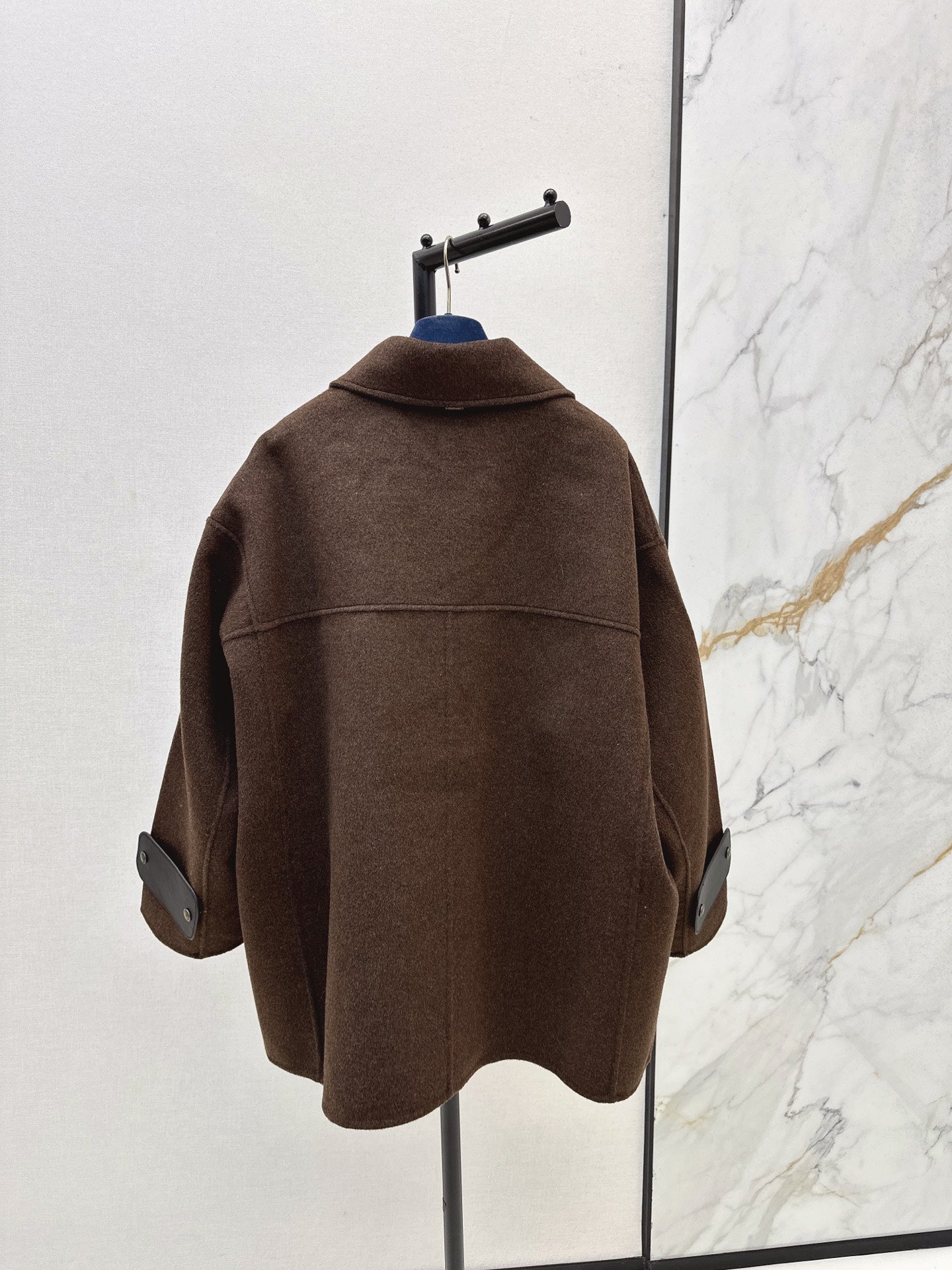 Louis NEW vwool coat