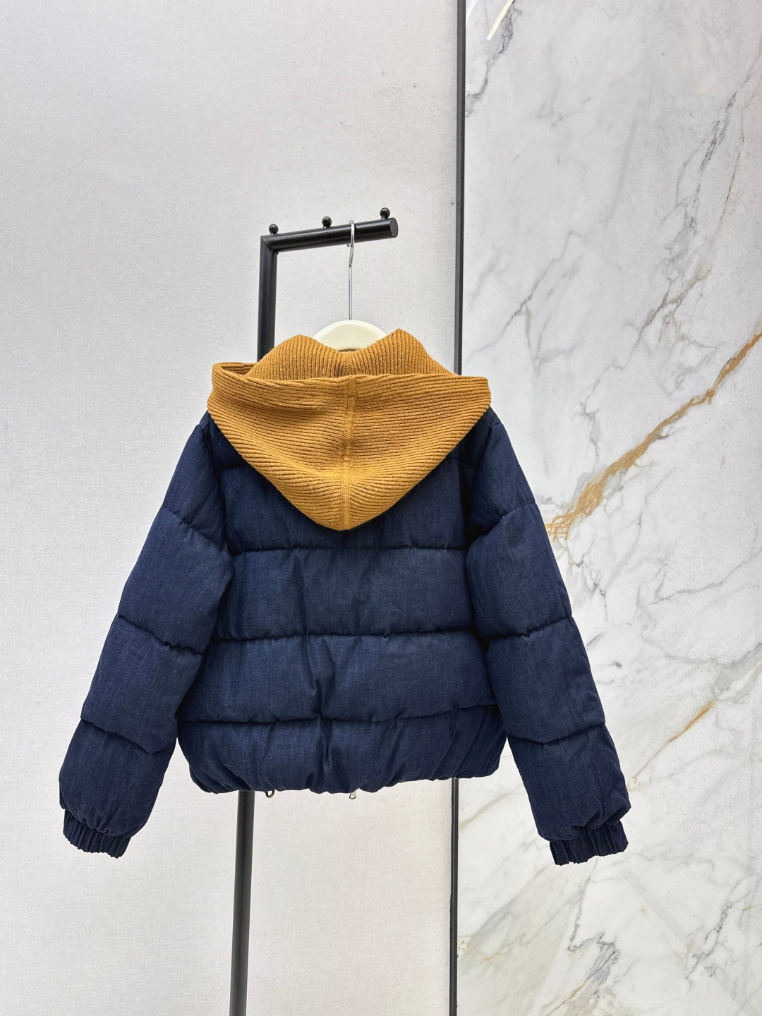 Brun NEW down jacket