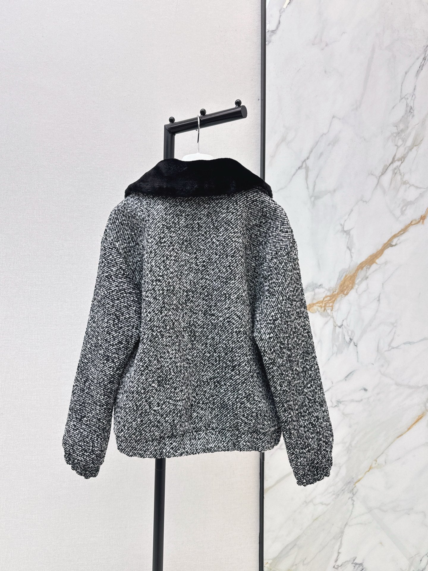 Loe NEW fur collar coat