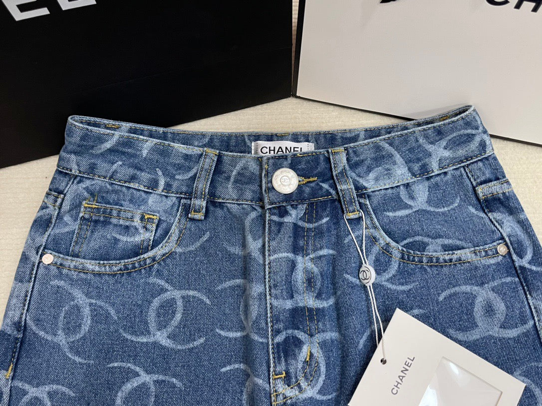 Chan NEW jeans