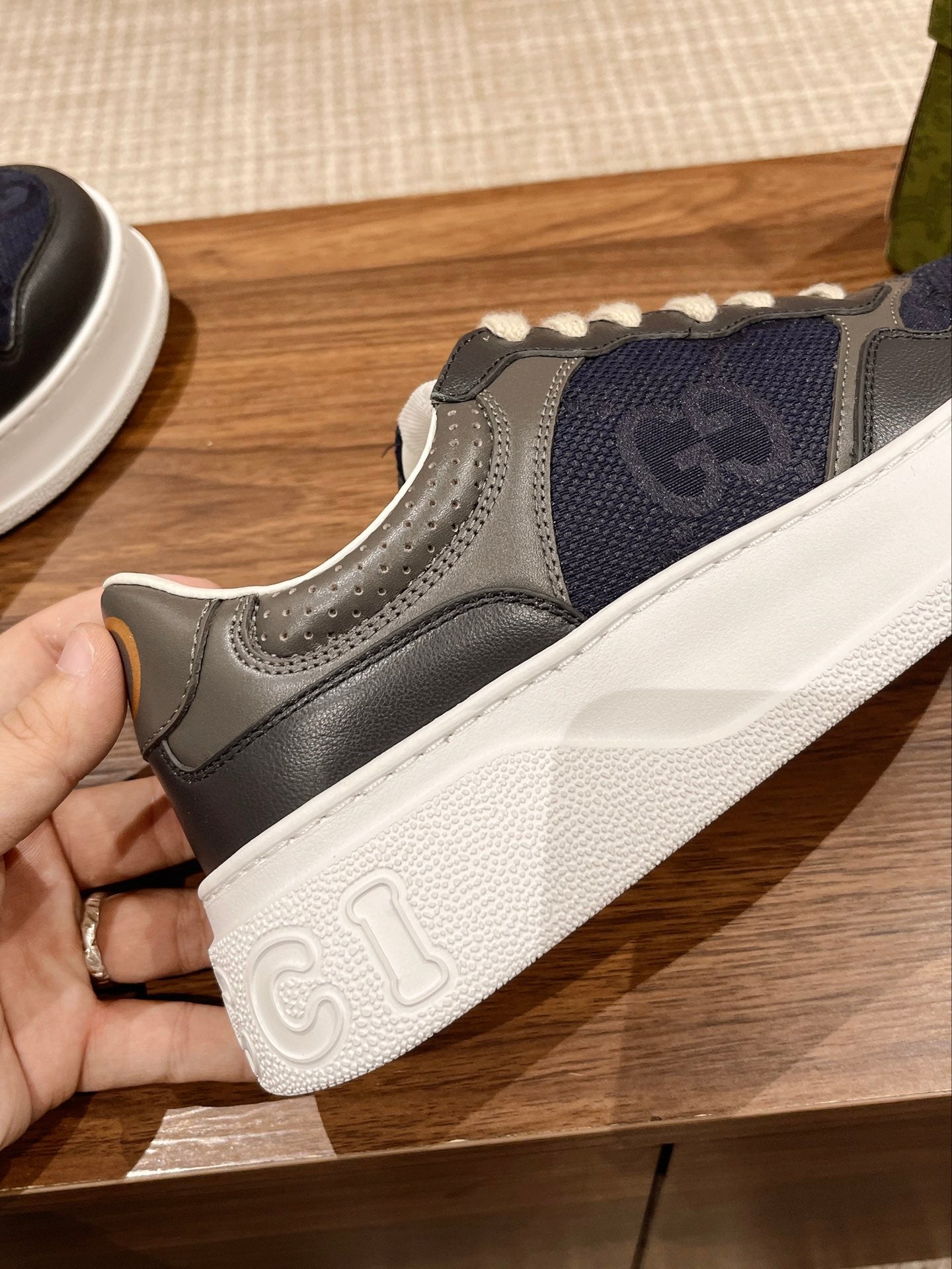 Couple's 𝐂𝐡𝐮𝐧𝐤𝐲  latest biscuit shoes