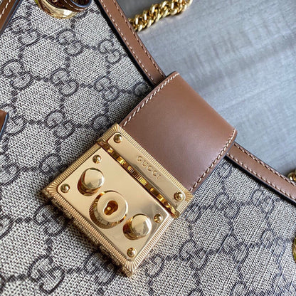 GC  Padlock medium shoulder bag tote Beige/ebony GG Supreme canvas, with brown leather detail
