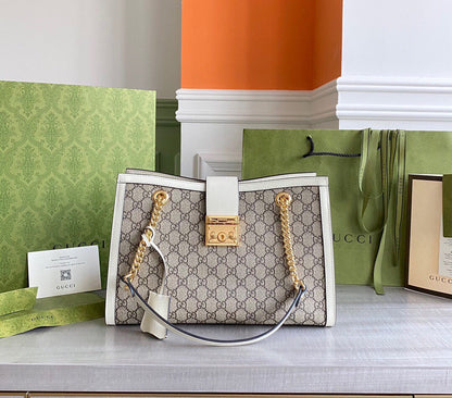 GC  Padlock medium shoulder bag tote Beige/ebony GG Supreme canvas, with brown leather detail