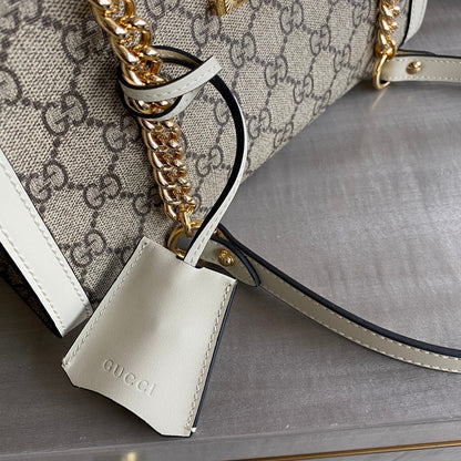 GC Padlock small shoulder bag Beige/ebony GG Supreme canvas, with brown leather detail