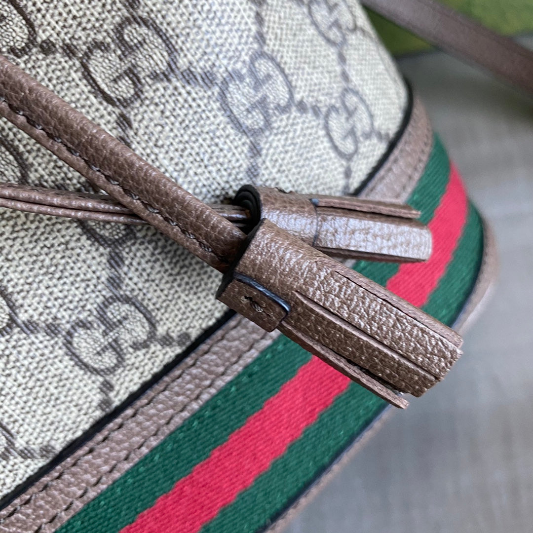 GC Ophidia small bucket bag Beige/ebony GG Supreme canvas