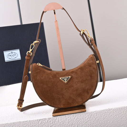 PD Product details Nubuck  leather