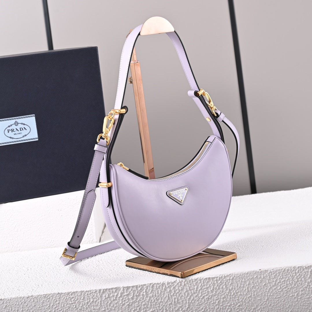 PD  Arqué small leather shoulder bag