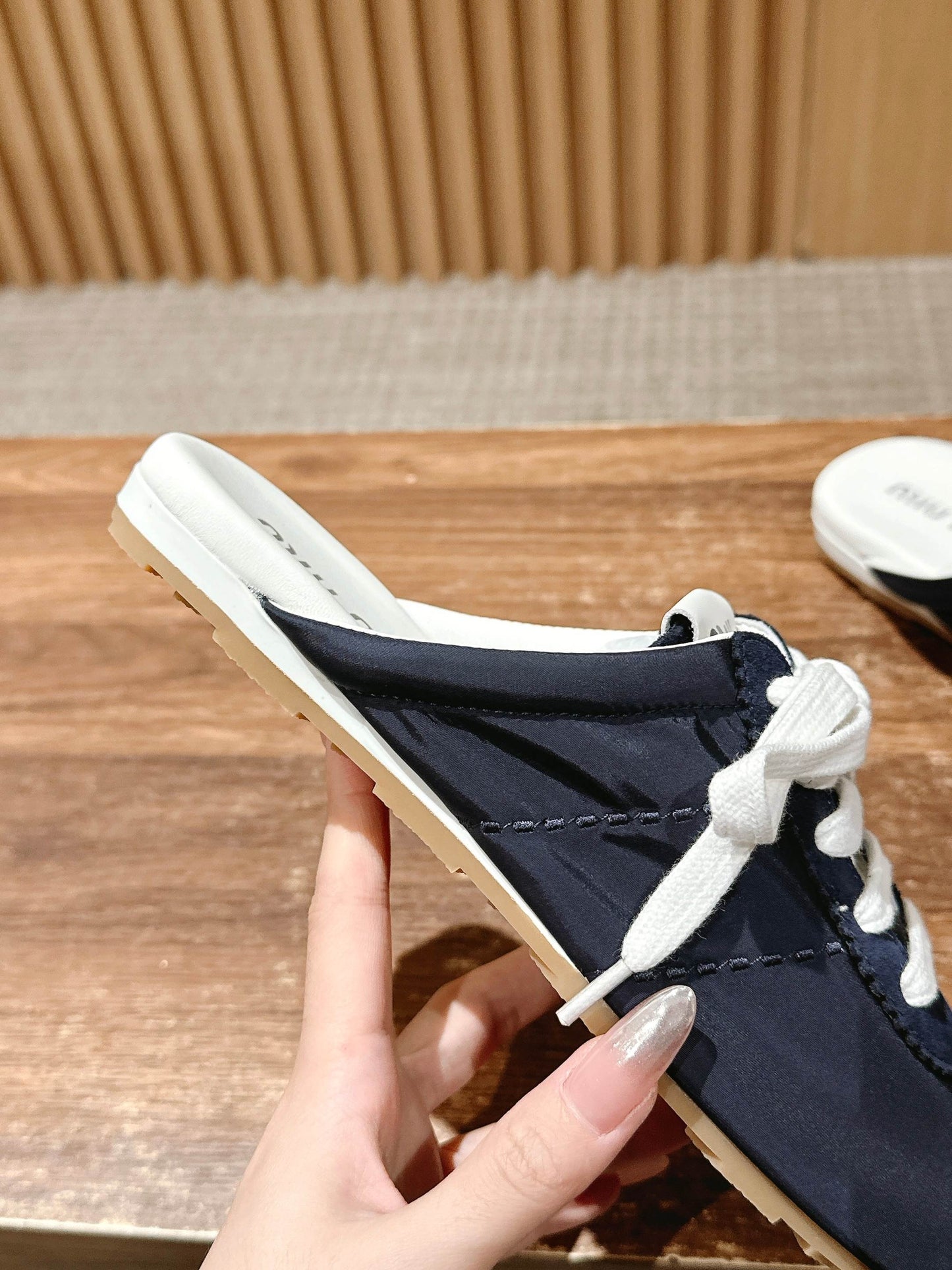 𝐌𝐈* 𝐌𝐈* 𝟮𝟬𝟮𝟱/𝐬𝐬 new slippers