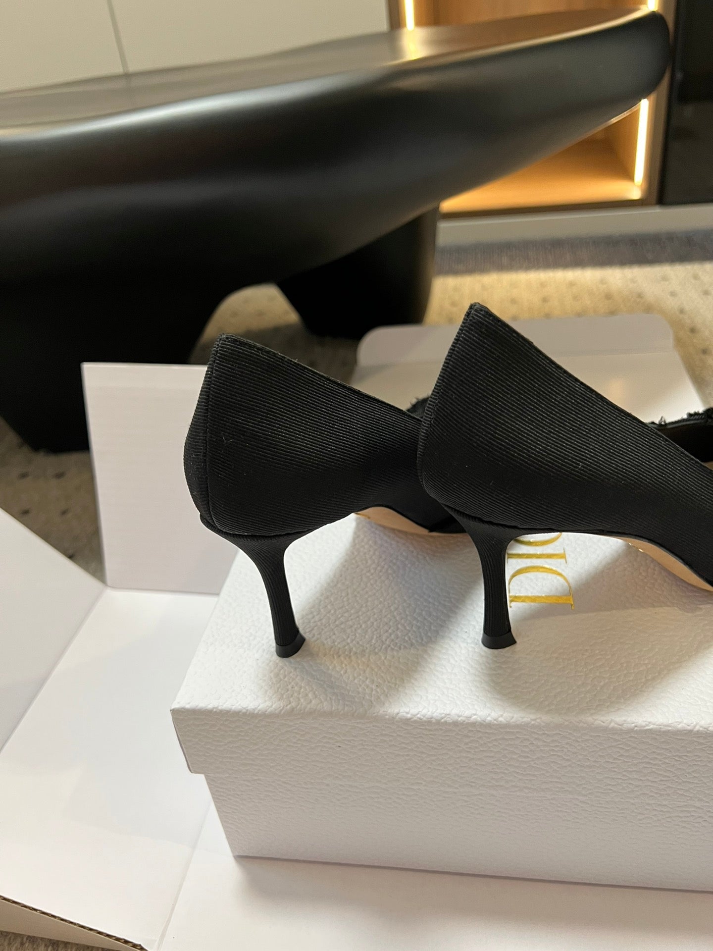 D* New Arrival Bow Pearl Kitten Heel Shoes