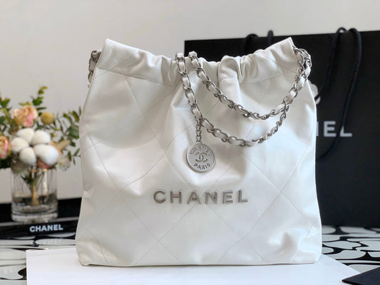 C* 22bag garbage bag♥ white silver chain