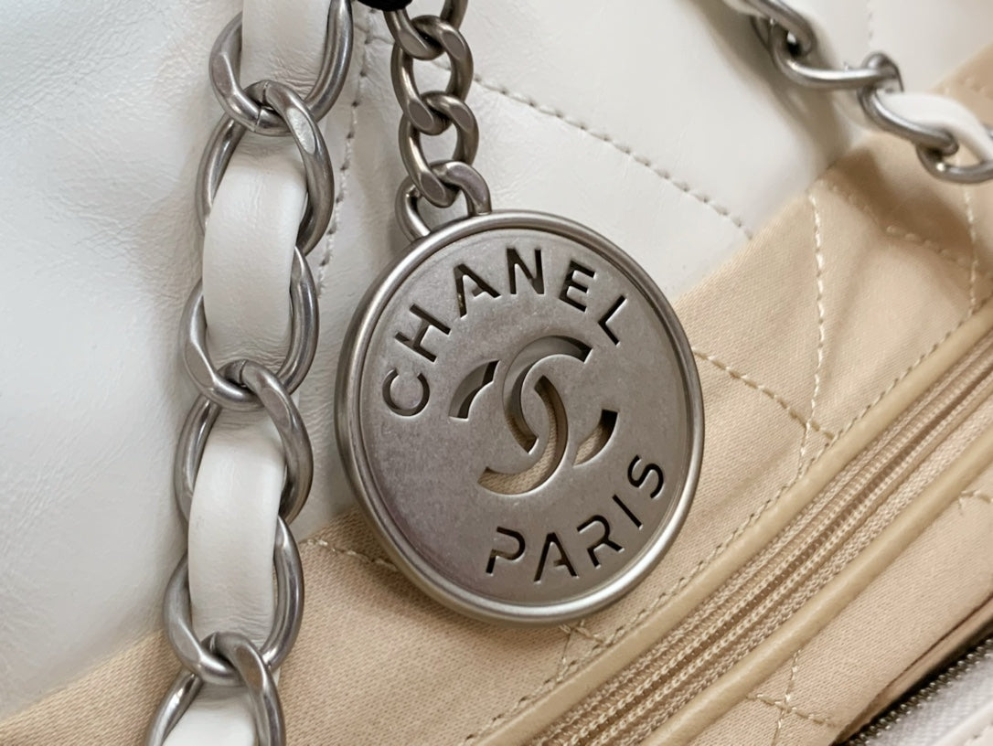 C* 22bag garbage bag♥ white silver chain