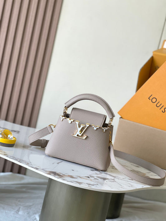 Louis* New Arrivals Shell Bag