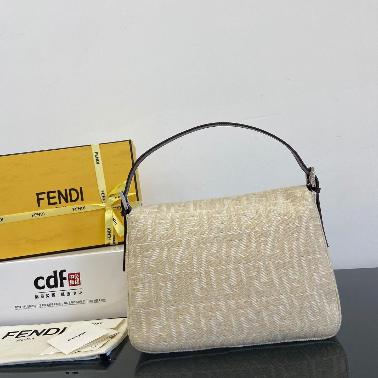 High quality 💯 ladies bag