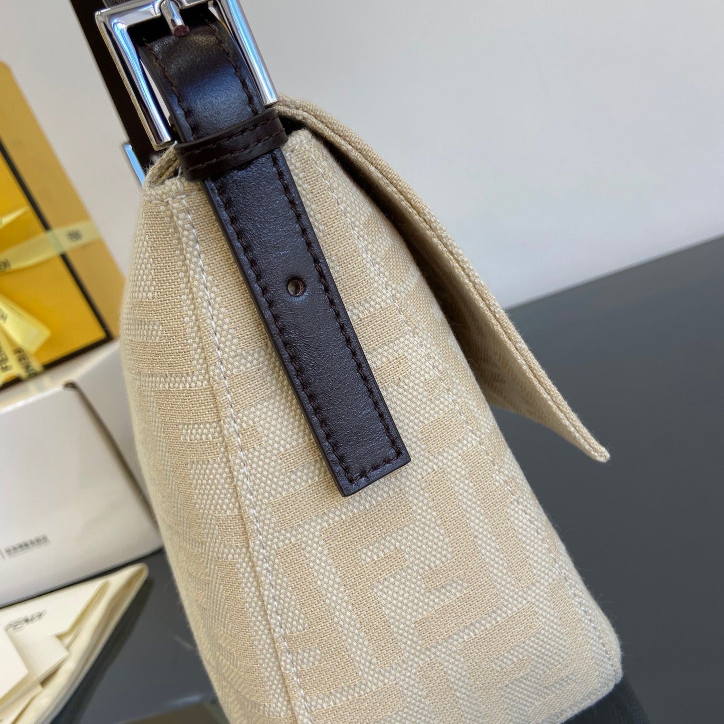 High quality 💯 ladies bag