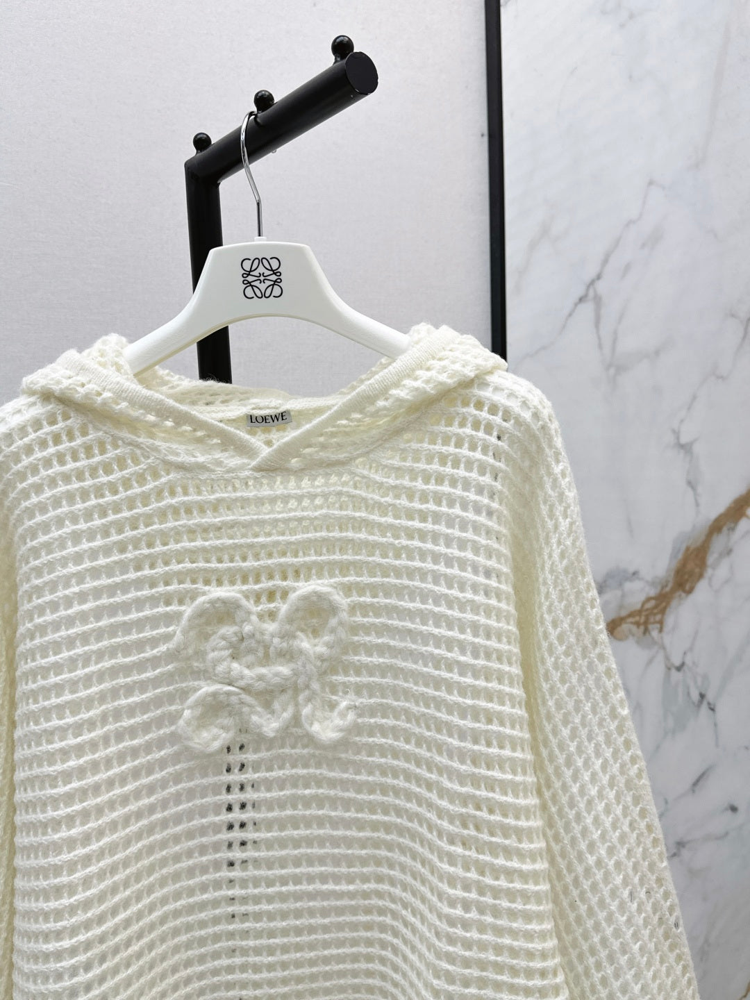 Loe 25fw Hooded sweater