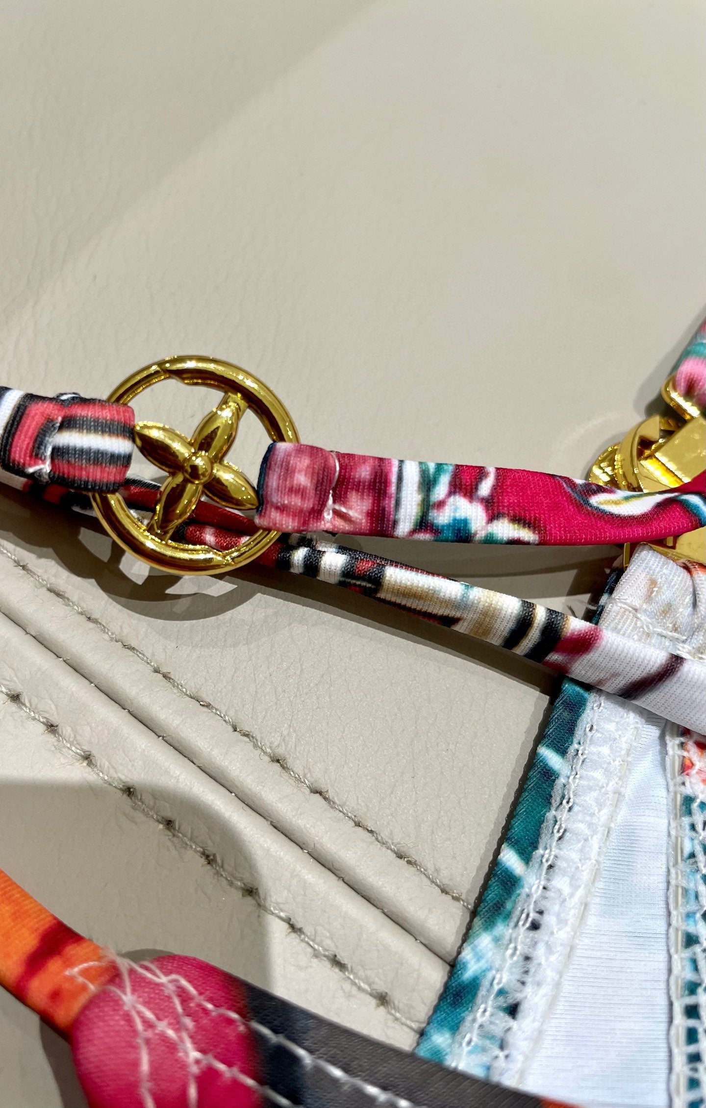 New style L swimsuit