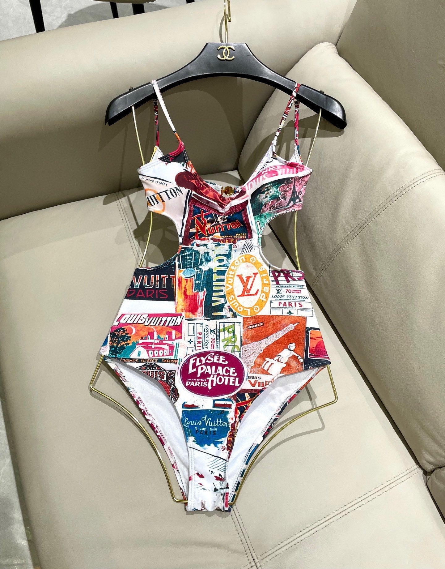 New style L swimsuit