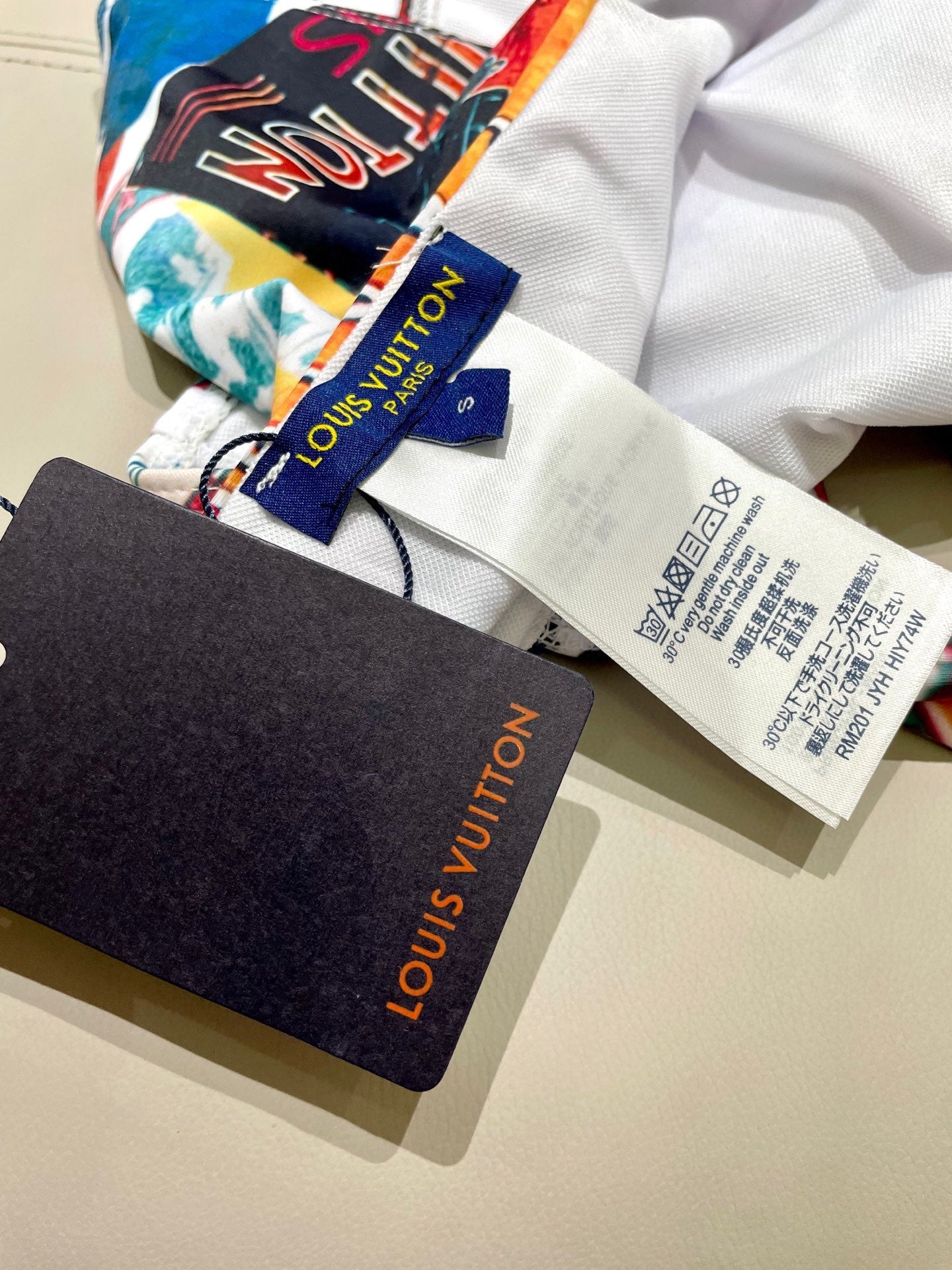 New style L swimsuit