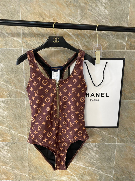 New style L swimsuit