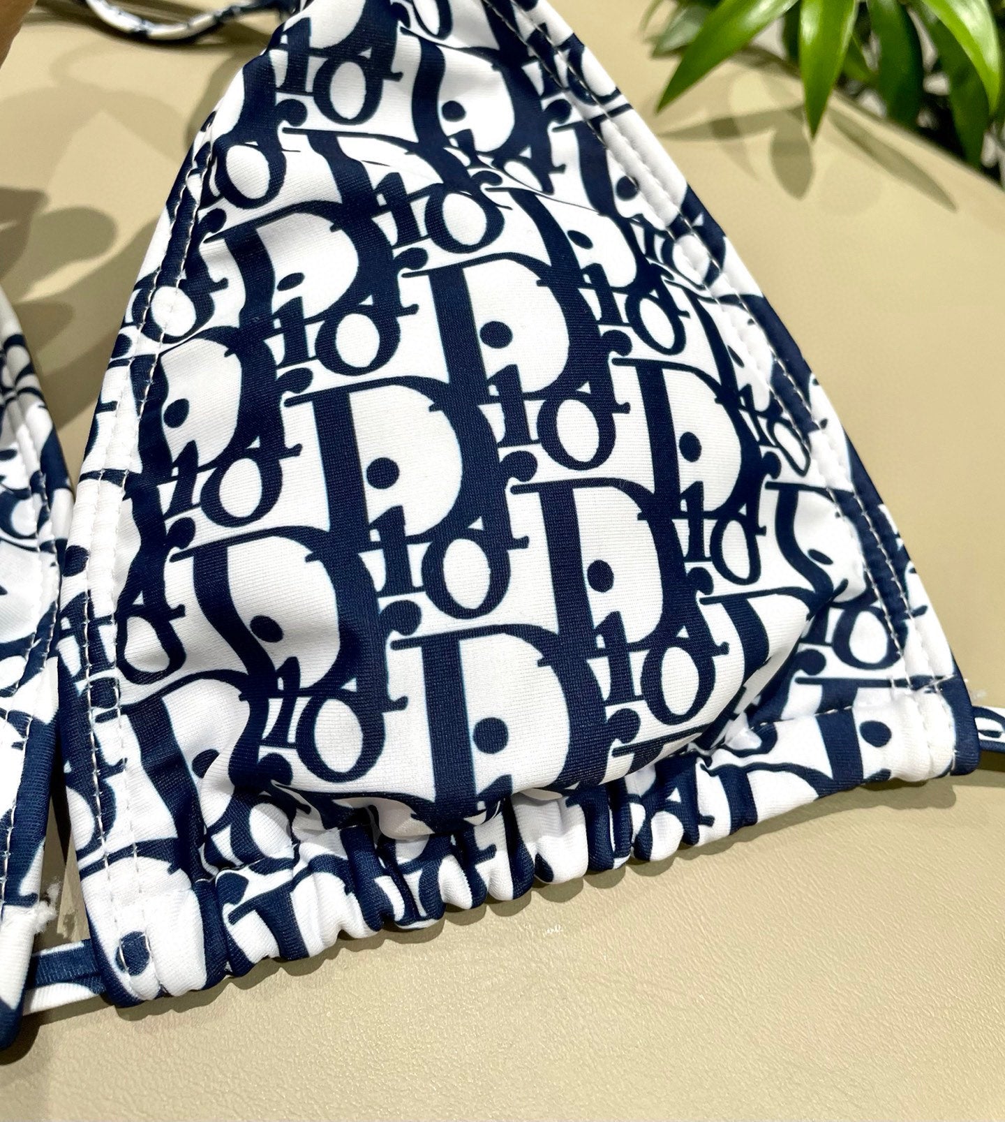 New style L swimsuit