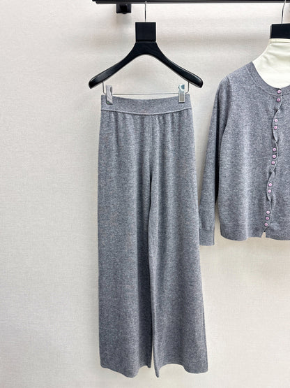 CD New embroidered cardigan set