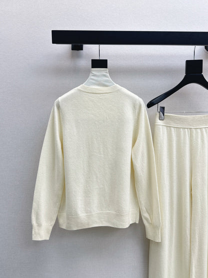 CD New embroidered cardigan set