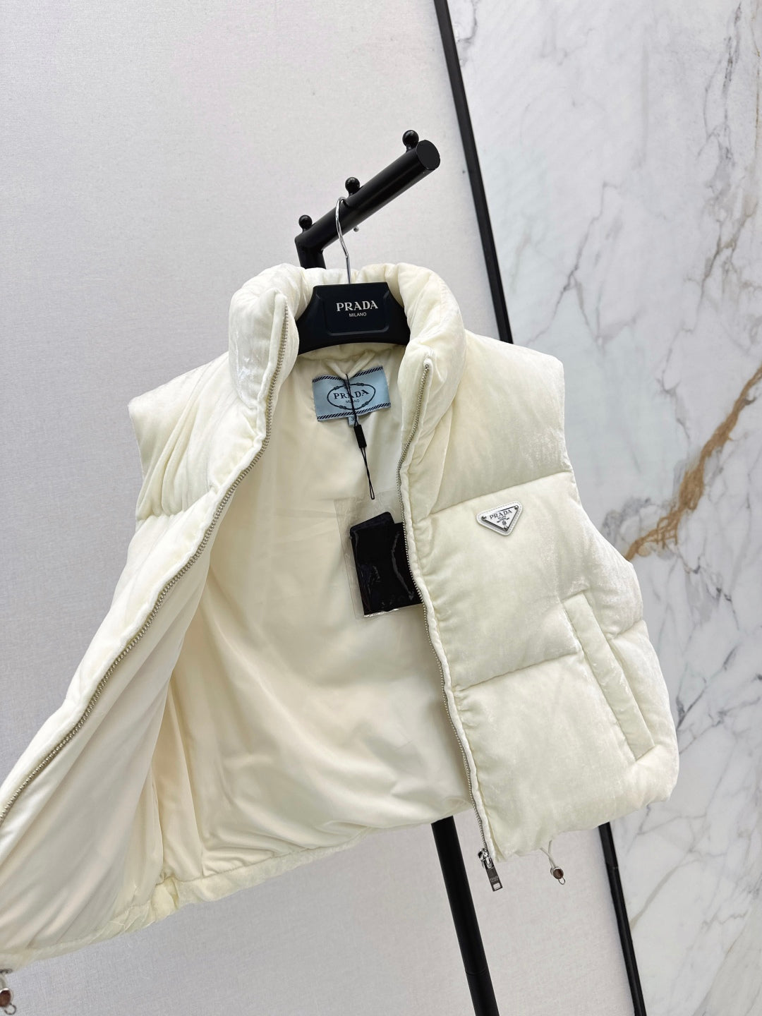 Pra New Vest down jacket