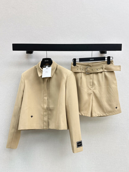 CD New embroidery suit