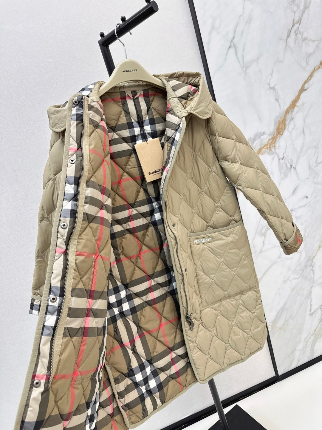 Bur New Diamond-patterned mid-length down jacket