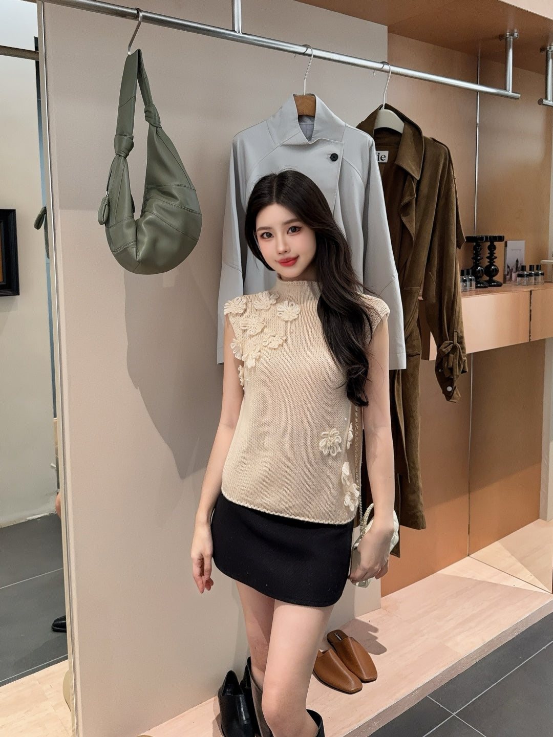 Chan  New knitted vest