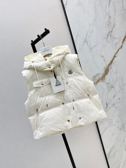 Monc  New Short stand collar down vest