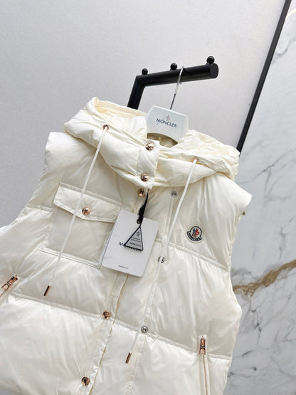 Monc  New Short stand collar down vest