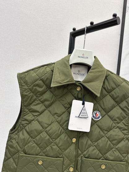 Monc  New Diamond-patterned lightweight lapel padded vest