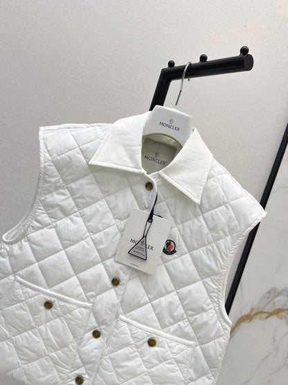 Monc  New Diamond-patterned lightweight lapel padded vest