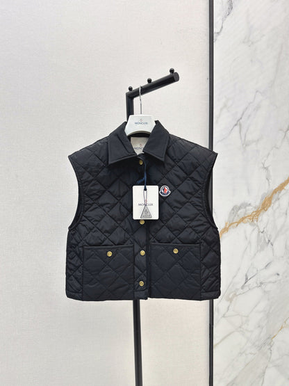 Monc  New Diamond-patterned lightweight lapel padded vest