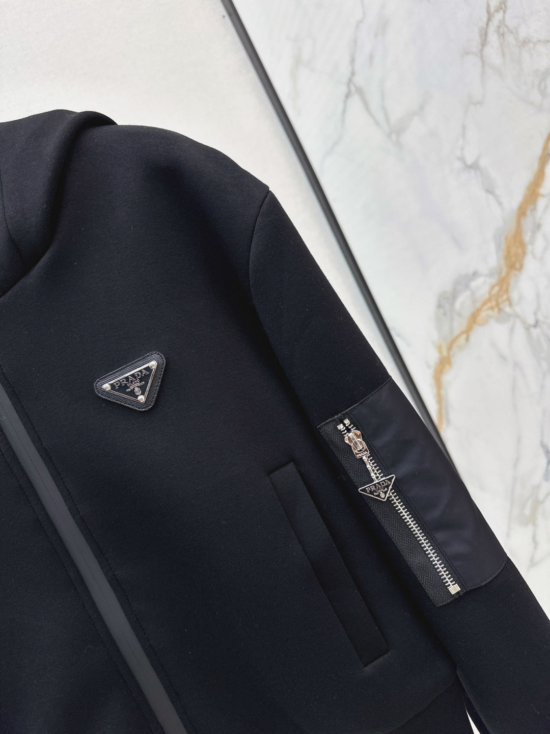 Pra  New Hooded zip-up jacket