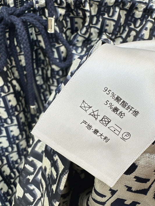 CD  New hooded drawstring dress