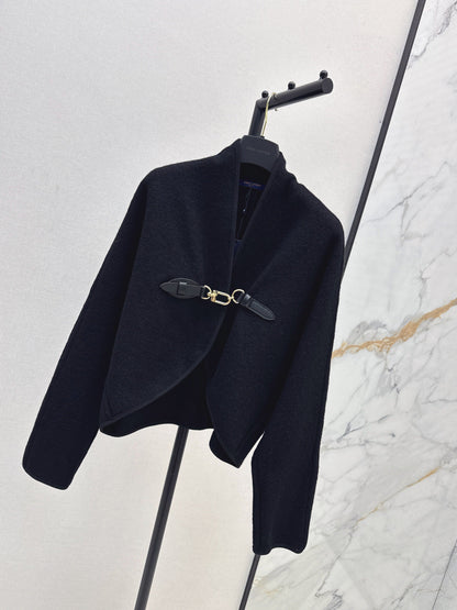 Louis  New cape jacket