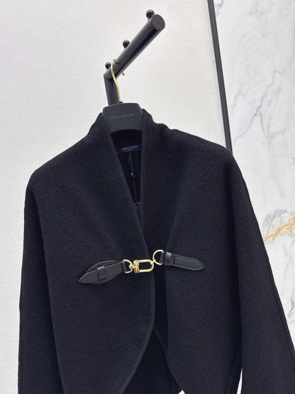Louis  New cape jacket