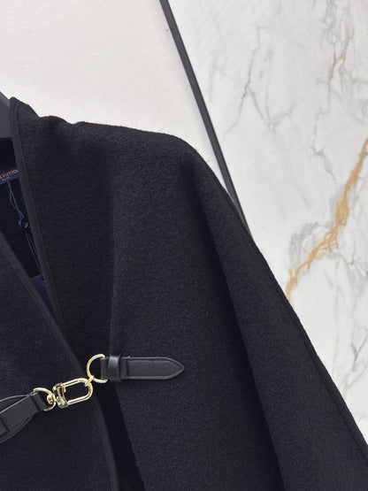 Louis  New cape jacket