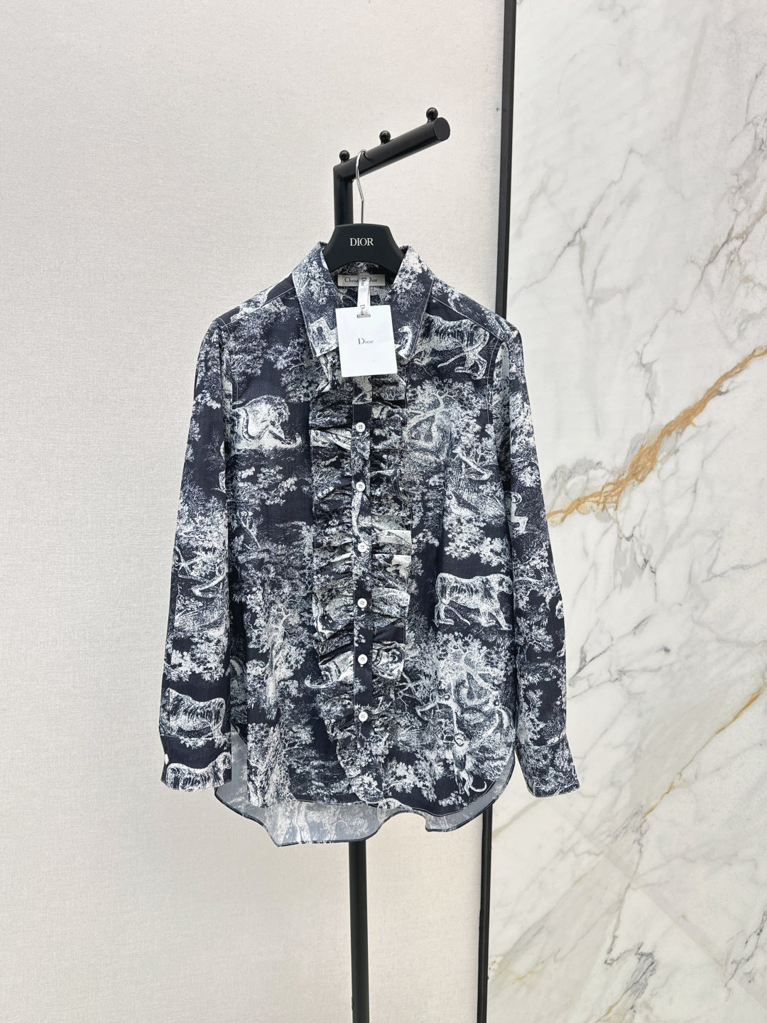 CD  New printed shirt